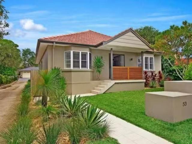 Nice 4 BR 53 Amor Street, Hornsby House for rent Listed by Pr.