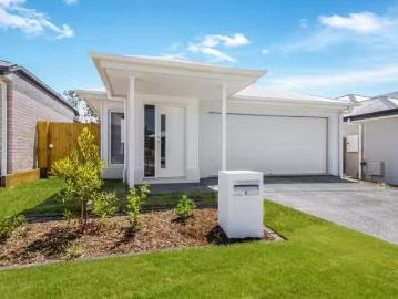 Rental! 4 BR 5 Clara Street, SOUTH MACLEAN, QLD 4280 House f.