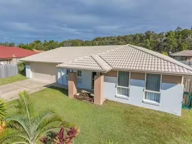 Charming 4 BR 5 Eucalyptus Street, Ningi, QLD 4511