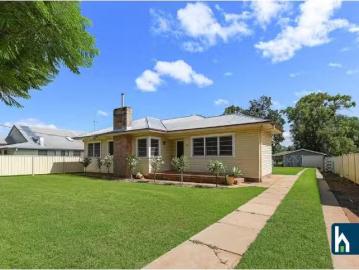 Deal! 4 BR 64 Beulah Street, Gunnedah House for rent Listed b.