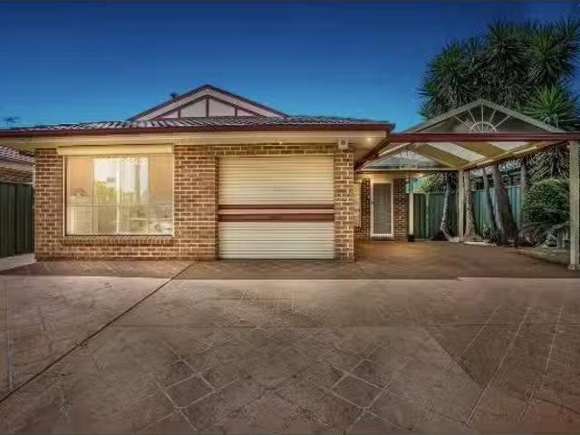 Nice 4 BR 6 Cheviot Street, Mount Druitt House for rent Liste.