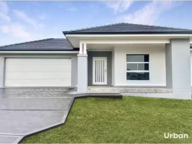 For Rent! 4 BR 6 Fitzgerald Avenue, North Rothbury House for r.
