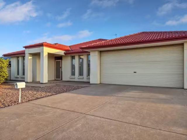Unique 4 BR 73 Newton Street, WHYALLA, SA 5600 House for Rent