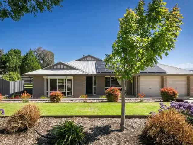 Charming 4 BR 7E Campbell Close, MURRAY BRIDGE EAST, SA 5253.