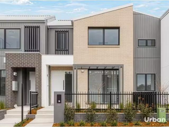 Nice 4 BR 88 Marian Avenue, Oran Park Townhouse for rent List.