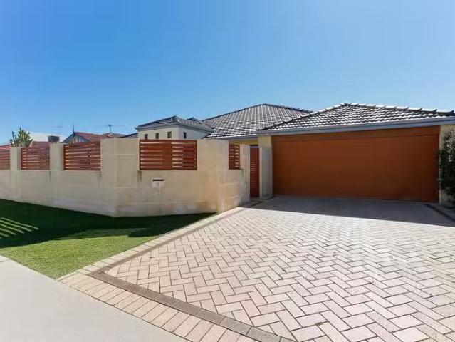 Deal! 4 BR 9 Jacolite Street, DARCH, WA 6065 House for Rent