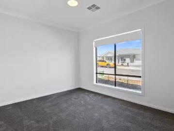 Nice 4 Inverhuron Place, Seaford Heights, SA 5169