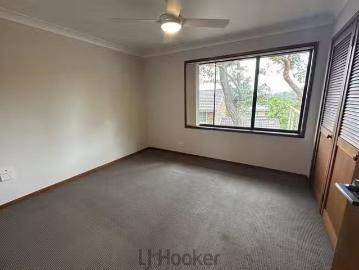 Nice 4 Kembla Close, Toronto, NSW 2283