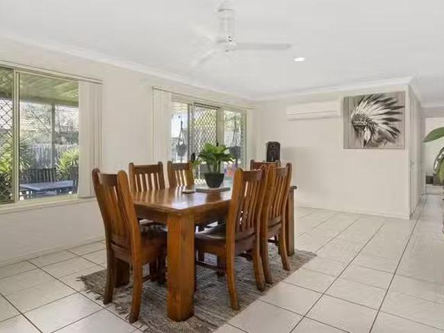 Cozy 4 Summerhill Drive, Morayfield, QLD 4506