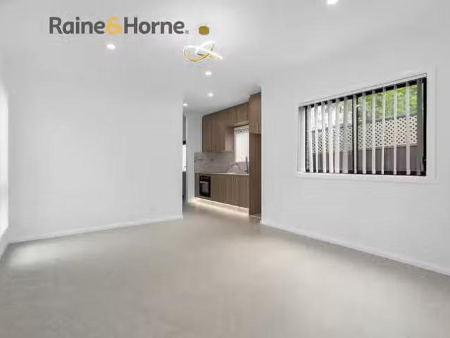 For Rent! 4A Thomas Avenue, Lurnea, NSW 2170