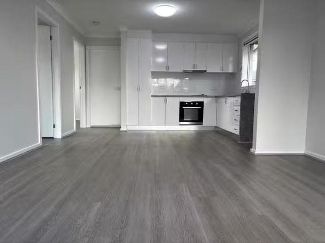 Just in! 4A Helen Street, Smithfield, NSW 2164