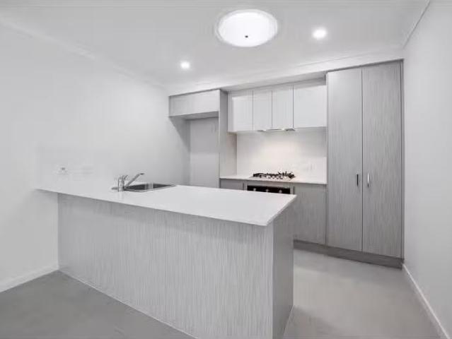 Just in! 4a Odette Street, Cameron Park Townhouse for rent Li.