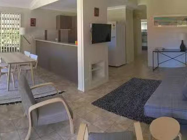 Rental! 4A Paddymelon Road, Woombah, NSW 2469