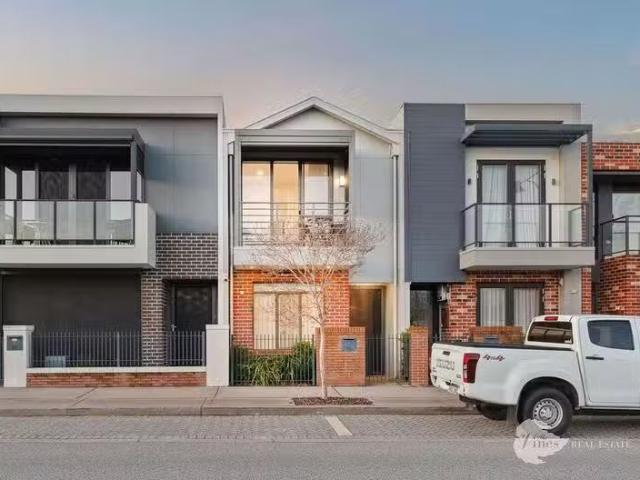 Just in! 53 Hesperia Parade, Ellenbrook, WA 6069