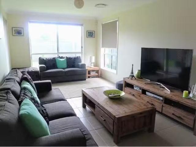 New 53 Latona Crescent, Ropes Crossing House for rent Listed.