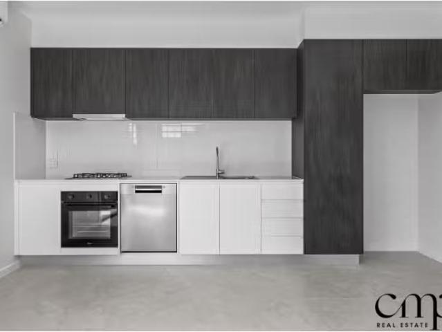 Nice 53A Kensell Street, AUSTRAL House for rent Listed by Hay.