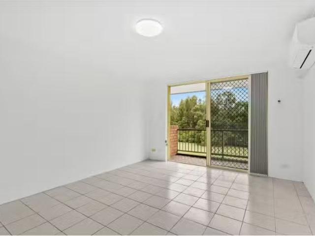 New 50/3 Ramu Close, Sylvania Waters Apartment for rent Liste.