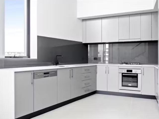 Charming 504/3 Eve Street, ERSKINEVILLE Apartment for rent Li.