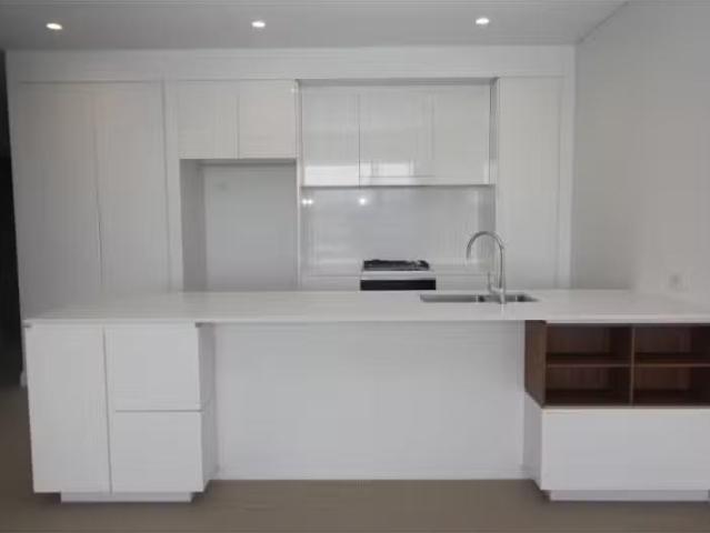 Rental! 506/17 Woodlands Avenue, Breakfast Point Apartment for.