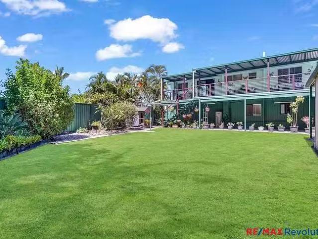 Nice 50 Aquarius Drive, Kingston, QLD 4114