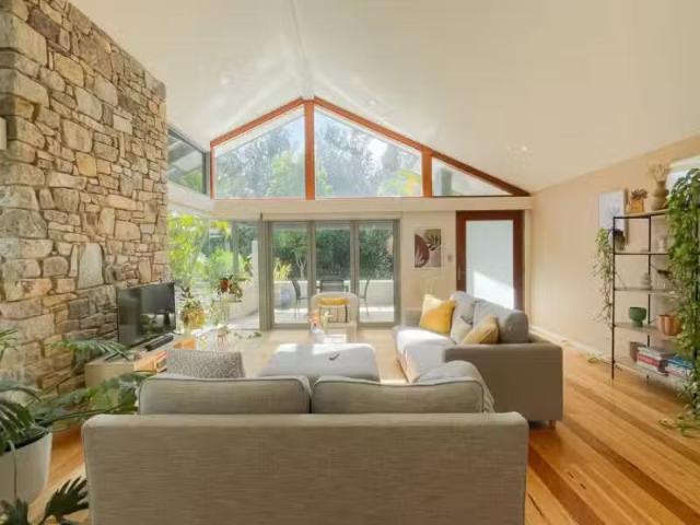 Charming 50 Red Ash Road, SAPPHIRE BEACH House for rent Liste.