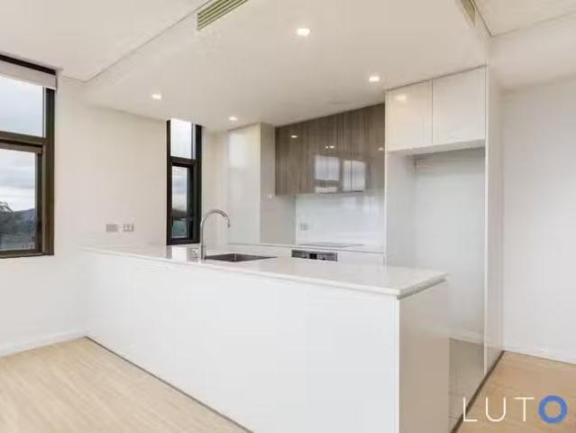 Nice 51/30 Blackall Street, Barton, ACT 2600