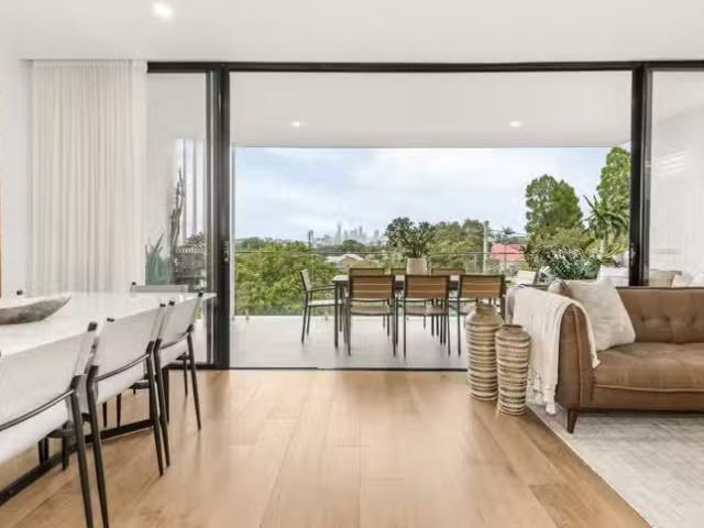 Just in! 5/15 Conon Street, Lutwyche QLD 4030