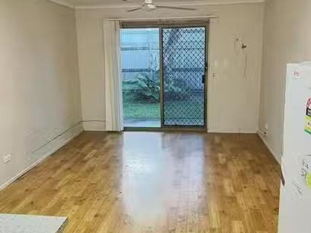 Deal! 5/19 Off Street, Gladstone Central, QLD 4680