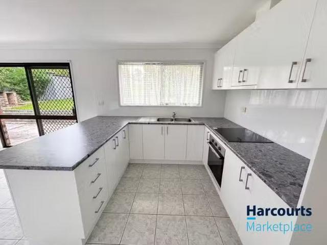 For Rent! 51 Thornlaw Street, DURACK, QLD 4077 House for Rent