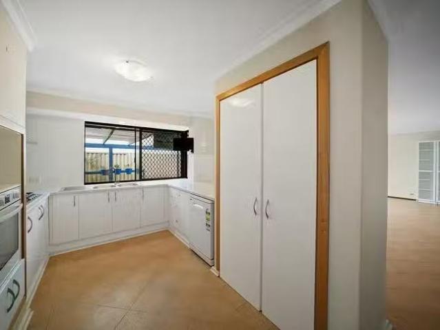 Cheap 51 Chancery Crescent, Willetton, WA 6155