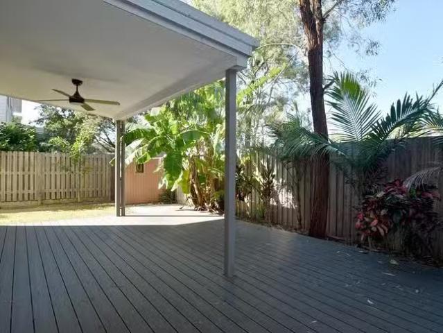 Deal! 5/1 Collins Lane, Kin Kora, QLD 4680