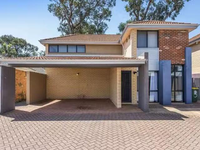 Rental! 5/1 Mariners Cove Drive, Dudley Park, WA 6210