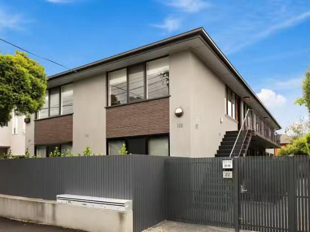 Charming 5/22 Sycamore Grove, St Kilda East VIC 3183