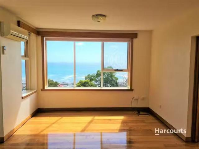 Cheap 5/2 Bay Street, PARKLANDS, TAS 7320 Unit for Rent