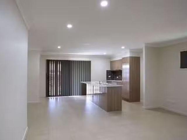 Cheap 52 Dysart Drive, Holmview, QLD 4207