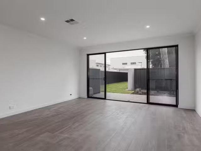 Rental! 5/2 Rawlings Avenue, Torrensville, SA 5031