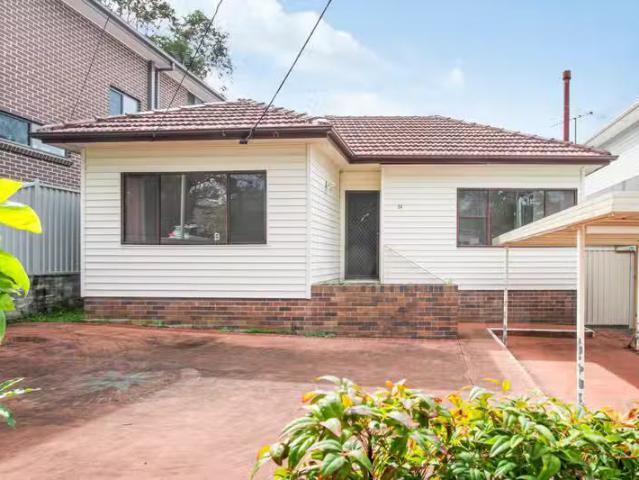 Just in! 52 Rosebank Avenue, Kingsgrove NSW 2208