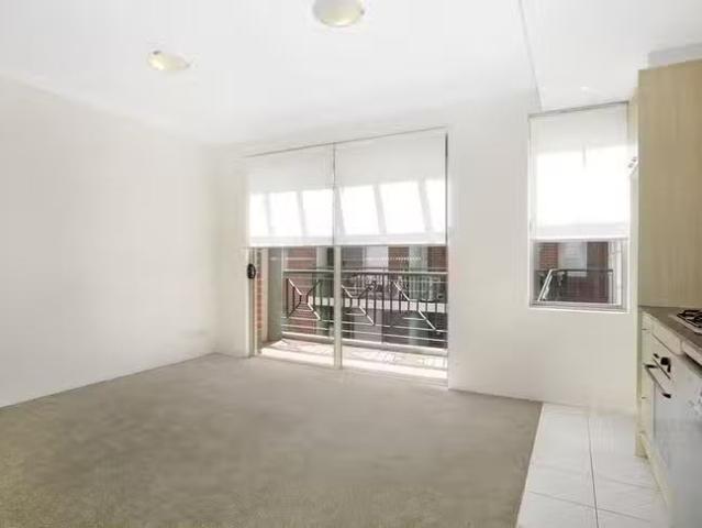 Unique 53/13 Ernest Street, Crows Nest, NSW 2065
