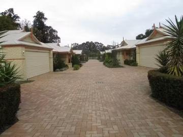 Deal! 5/35A Woodloes Street, Cannington, WA 6107