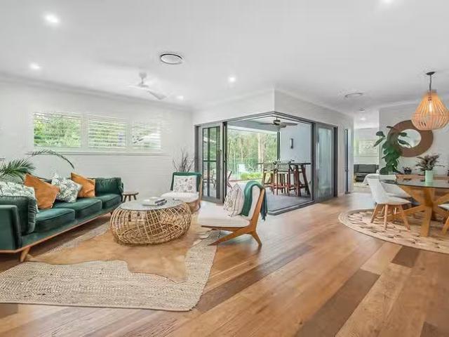 Cozy 5/458 Bonogin Road, Bonogin, QLD 4213