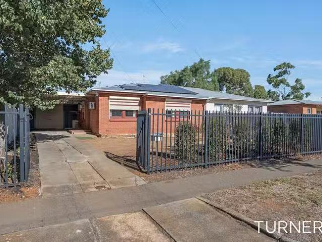 Cozy 54 Mainwaring Crescent, Davoren Park, SA 5113