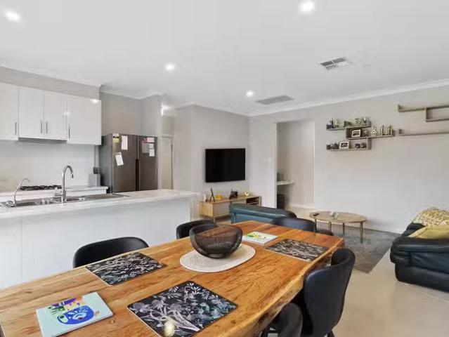 Cheap 54 Nilpena Avenue, Park Holme, SA 5043