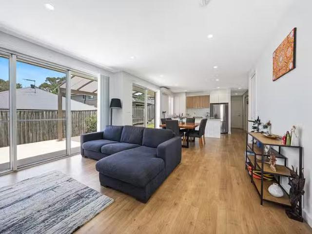 Nice 5/5 Yolanda Street, Albion Park, NSW 2527