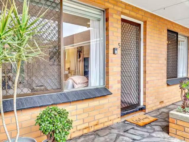 New 5/5 Almond Grove, Brighton SA 5048