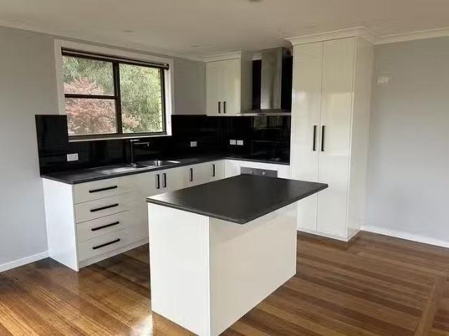 Nice 55 Havelock Street, Smithton, TAS 7330