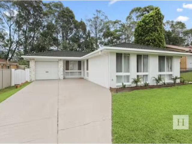 Charming 56 Gavin Way, Lake Haven House for rent Listed by He.