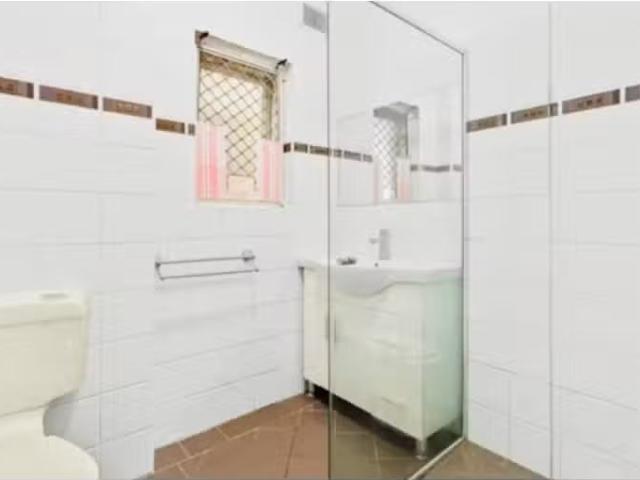 Cheap 5/71 Queen Victoria St, BEXLEY Apartment for rent Liste.