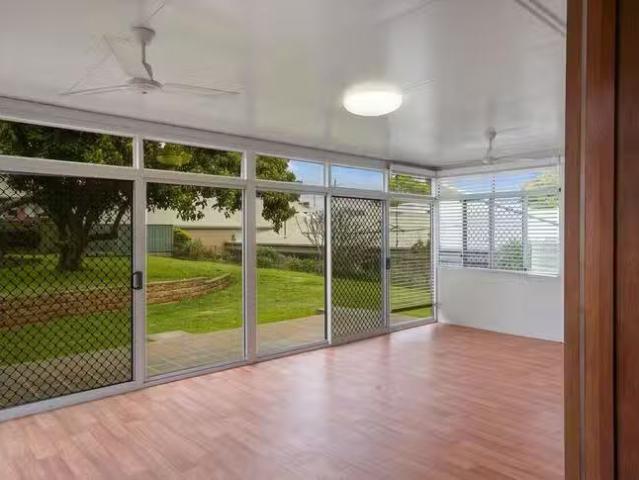 Rental! 58 Cranley Street, South Toowoomba, QLD 4350