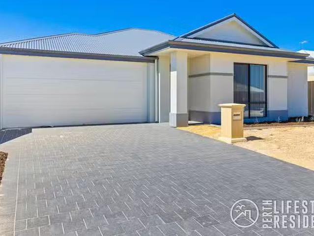 Unique 5 Mischief Street, Two Rocks, WA 6037