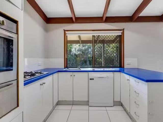 For Rent! 5 Adina Court, Buddina, QLD 4575
